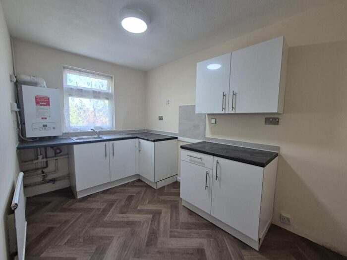 1 Bedroom Flat To Rent In Burford Close, Barkingside, Ilford, Redbridge, IG6