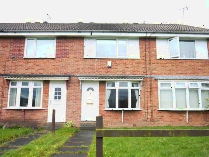 2 Bedroom Terraced House To Rent In Parkside Walk, Farsley, LS28