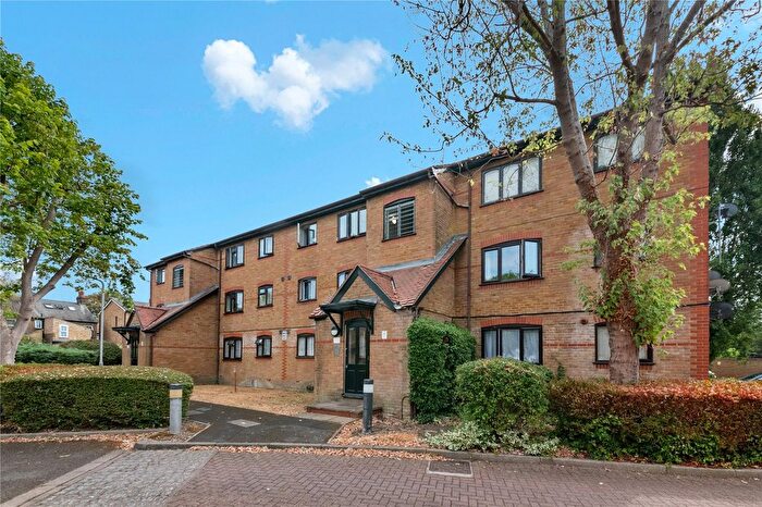 1 Bedroom Flat For Sale In Caroline Close, West Drayton, UB7