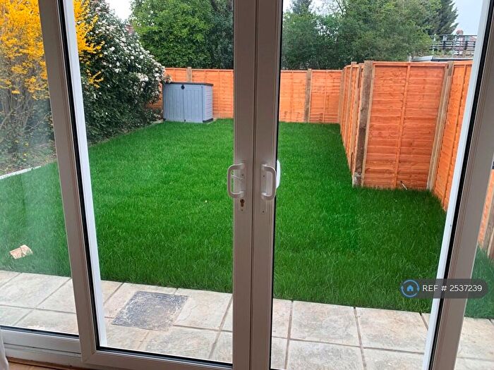 2 Bedroom Flat To Rent In Northumberland Road, Harrow, HA2