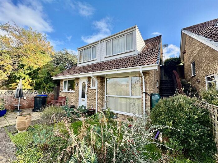 3 Bedroom House For Sale In Carlton Road, Seaford, BN25