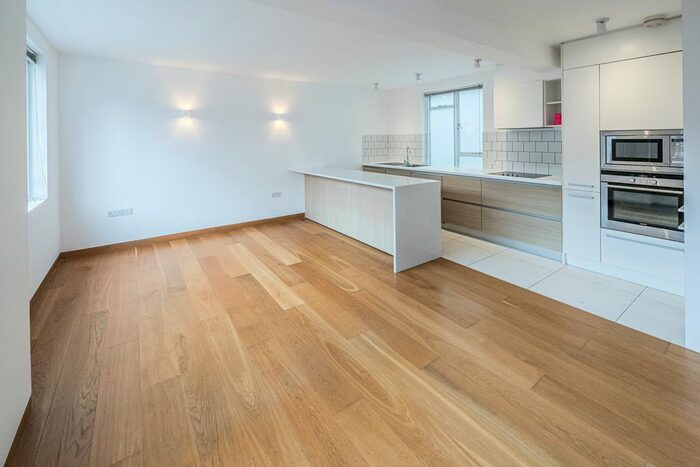 2 Bedroom Flat To Rent In Cato Street, London, W1H