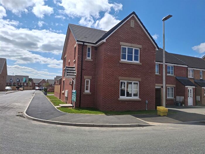 3 Bedroom Detached House For Sale In Parc Cerrig, Cross Hands, SA14