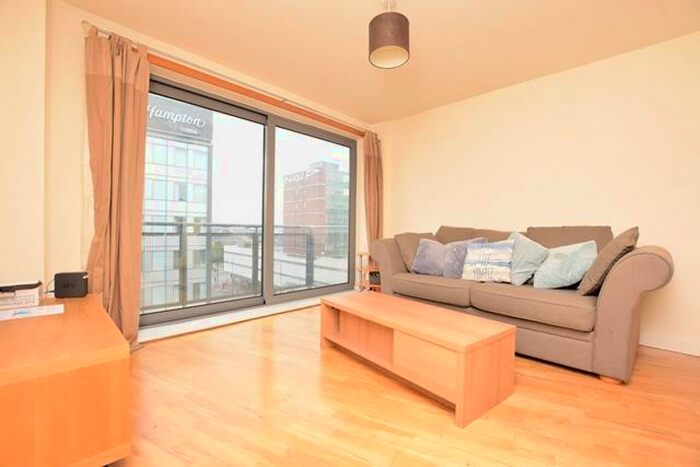 2 Bedroom Apartment To Rent In Metis, Scotland Street, S3
