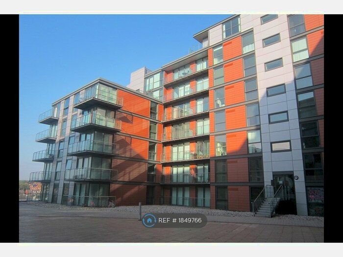 1 Bedroom Flat To Rent In Gateway Plaza, Barnsley, S70