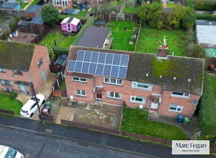 4 Bedroom Semi-Detached House For Sale In Woodside Green, Craigavon, BT62