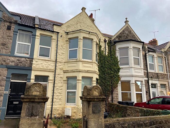 1 Bedroom Flat To Rent In Quantock Road, Weston-super-mare, North Somerset., BS23