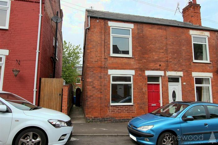 2 Bedroom End Of Terrace House To Rent In Shirland Street, Stonegravels, Chesterfield, Derbyshire, S41