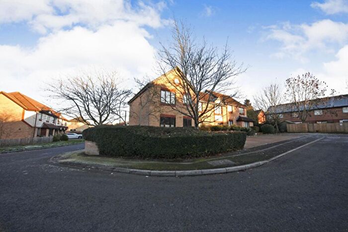 1 Bedroom Maisonette To Rent In Pimpernel Grove, Walnut Tree, MK7