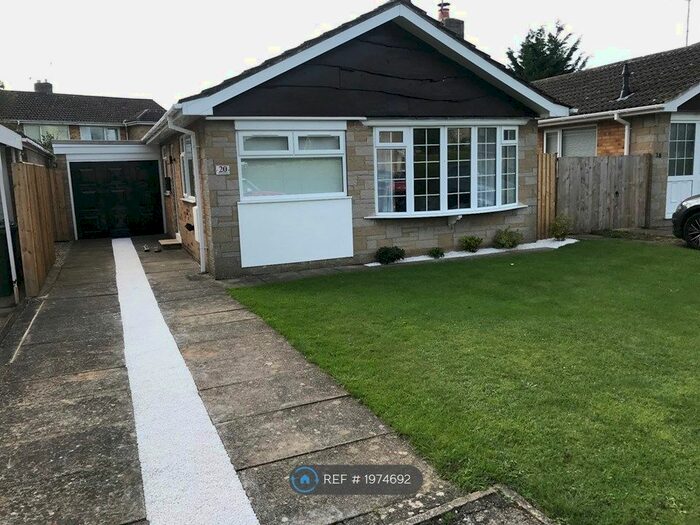 2 Bedroom Bungalow To Rent In Deerstone Way, Dunnington, York, YO19