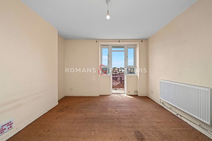 2 Bedroom Flat For Sale In William Morris House, Hammersmith, W6