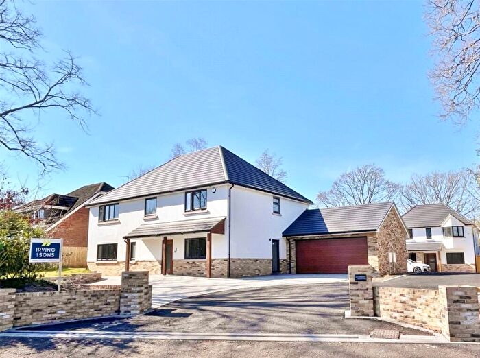 4 Bedroom Detached House For Sale In Lake Road, Verwood, Dorset, BH31