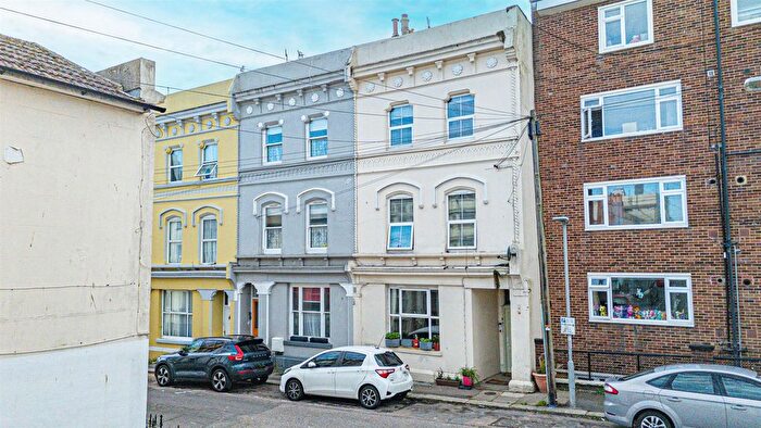 1 Bedroom Flat For Sale In Gensing Road, St. Leonards-On-Sea, TN38