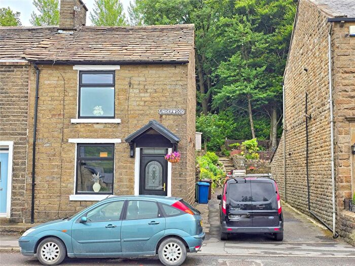 2 Bedroom End Of Terrace House For Sale In Burnley Road, Loveclough, Rossendale, BB4