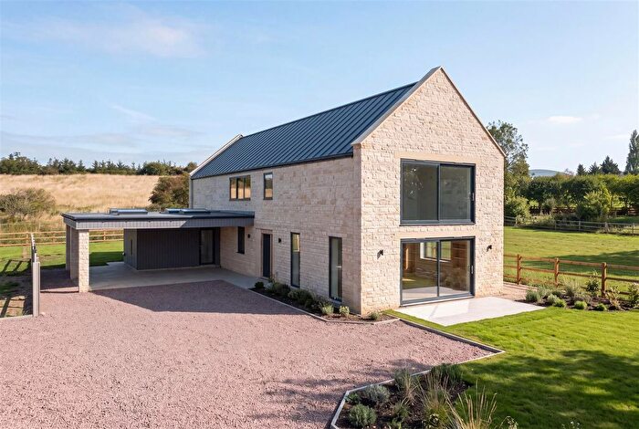 5 Bedroom Detached House To Rent In The Paddocks, GL50
