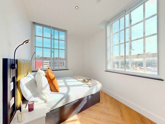 1 Bedroom Apartment To Rent In Eastgate, Leeds, LS2