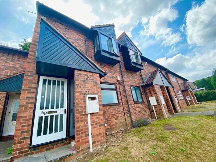 Studio To Rent In Bridgeway, New Bradwell, Milton Keynes, MK13