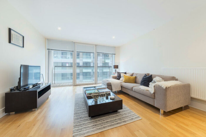 1 Bedroom Apartment To Rent In Millharbour, London, E14