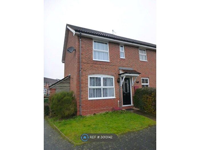 2 Bedroom Semi Detached House To Rent In Scaife Road, Bromsgrove, B60