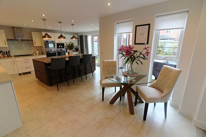 4 Bedroom Detached House For Sale In Gloster Road, Lutterworth, Leicestershire, LE17