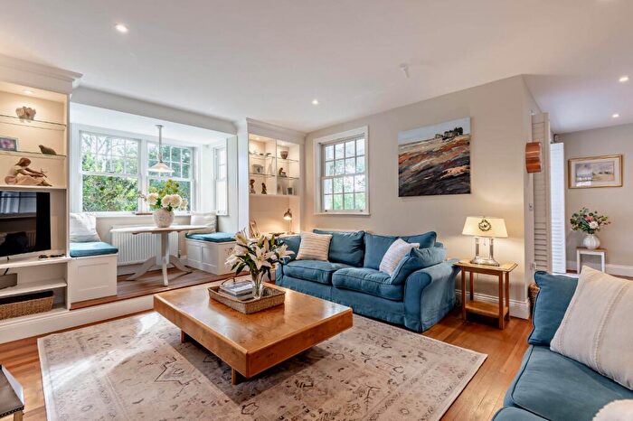 5 Bedroom Detached House For Sale In Teston Road, Offham, West Malling, Kent, ME19