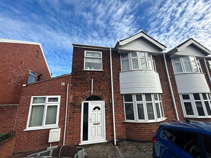 6 Bedroom Semi-Detached House To Rent In Brunswick Street, Leamington Spa, CV31