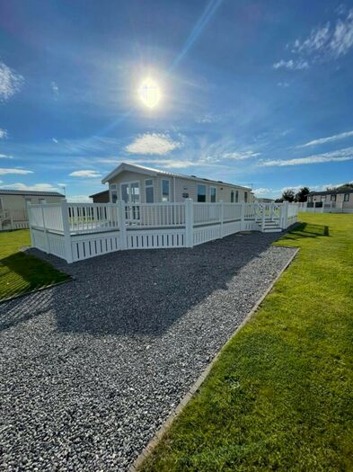 2 Bedroom Caravan For Sale In Hornsea, East Yorkshire, HU18