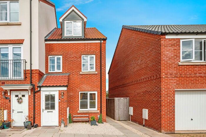 3 Bedroom Semi-Detached House For Sale In Bailey Road, North Walsham, NR28