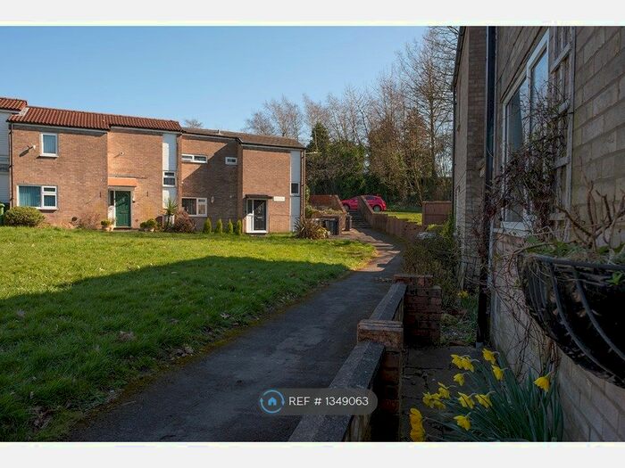 3 Bedroom Terraced House To Rent In Eddleston Grove, Wilmslow Greater Manchester, SK9