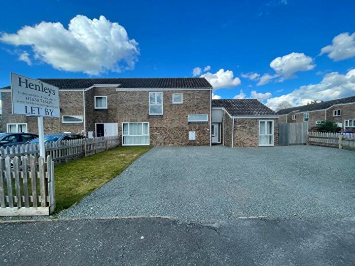 4 Bedroom Semi Detached House To Rent In Cherry Lane, Raf Lakenheath, Brandon, IP27