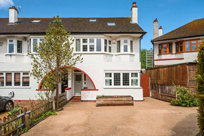 4 Bedroom Semi-Detached House For Sale In Greycot Road, Beckenham, BR3