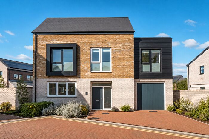 3 Bedroom Detached House To Rent In Telemon Close, Rochester, Kent., ME1