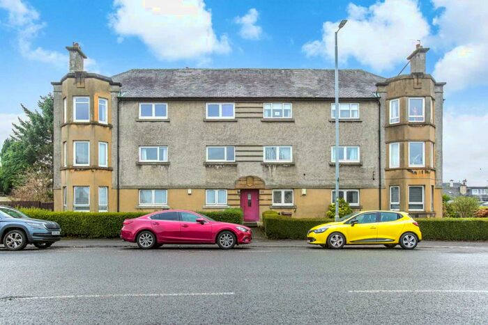 3 Bedroom Flat To Rent In Newmains Road, Renfrew, PA4