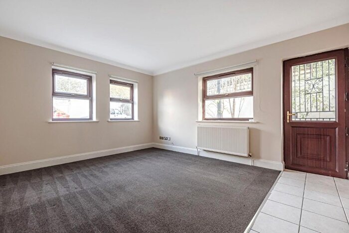 1 Bedroom Flat For Sale In Laleham Heights, Carswell Road, London, SE6