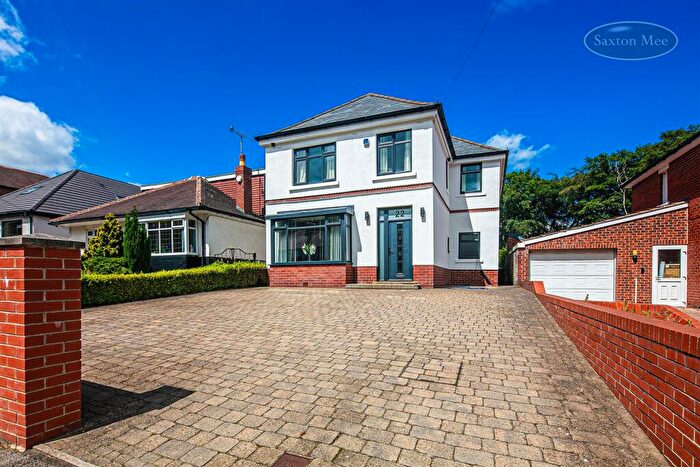 4 Bedroom Detached House For Sale In Wood Walk, Wombwell, Barnsley, S73