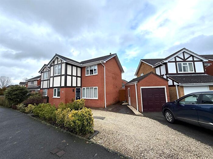 3 Bedroom House For Sale In Nailers Way, Belper, DE56