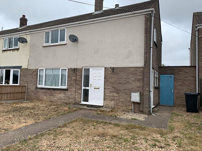 3 Bedroom Semi-Detached House To Rent In Hudson Drive, Lincoln, LN4