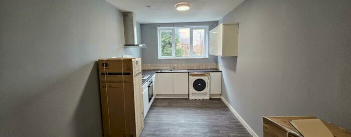 2 Bedroom Apartment To Rent In King Street, Wrexham, LL11