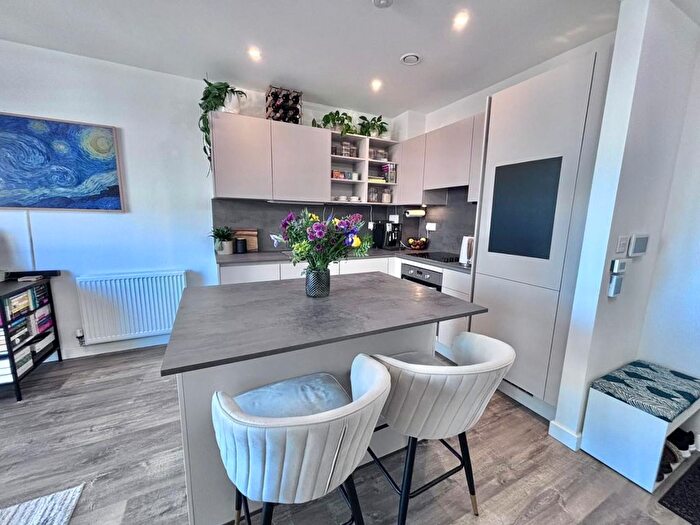 Studio For Sale In Truscon House, Carnation Gardens, Hayes, UB3