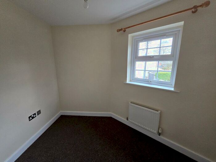 2 Bedroom Mews To Rent In Main Road, Shavington, CW2