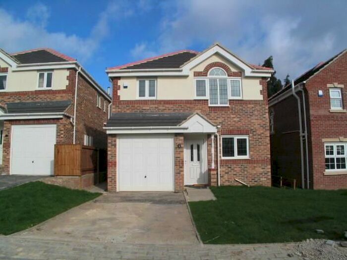 4 Bedroom Detached House To Rent In Fulneck Mews, Pudsey, Leeds, West Yorkshire, LS28