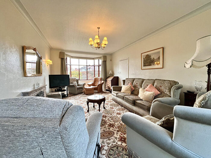 5 Bedroom Detached House For Sale In Oakwood Drive, Fulwood, PR2
