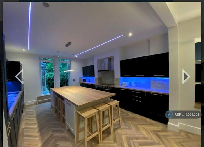 7 Bedroom End Of Terrace House To Rent In Gresford Avenue, Liverpool, L17