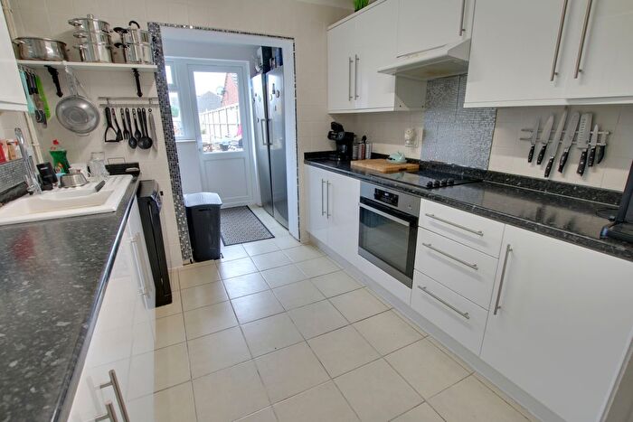 3 Bedroom Detached House For Sale In Estover Road, March, PE15