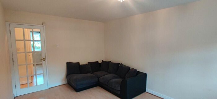 1 Bedroom Flat For Sale In Basevi Way, London, SE8
