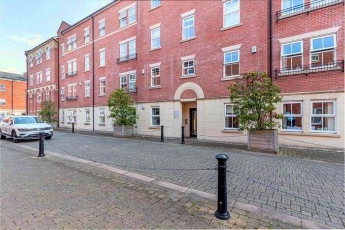 1 Bedroom Flat To Rent In Armstrong Drive, Worcester, WR1