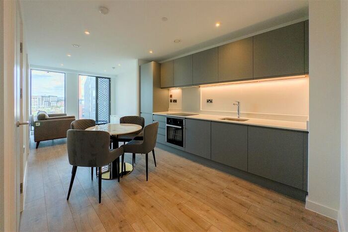 1 Bedroom Apartment To Rent In Victoria House, M4