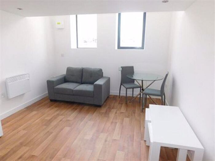 Studio To Rent In Jubilee Drive, Liverpool, L7