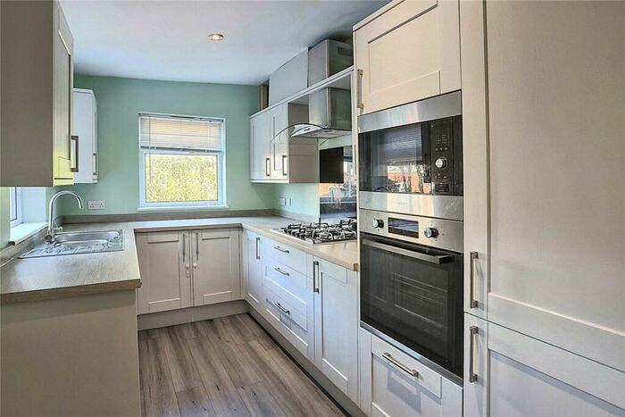 3 Bedroom Terraced House To Rent In Roman Place, Leeds, West Yorkshire, LS8