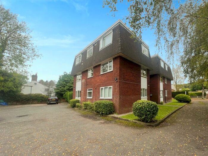 2 Bedroom Flat To Rent In Egerton Court, Glen Avenue, Worsley, Manchester, M28